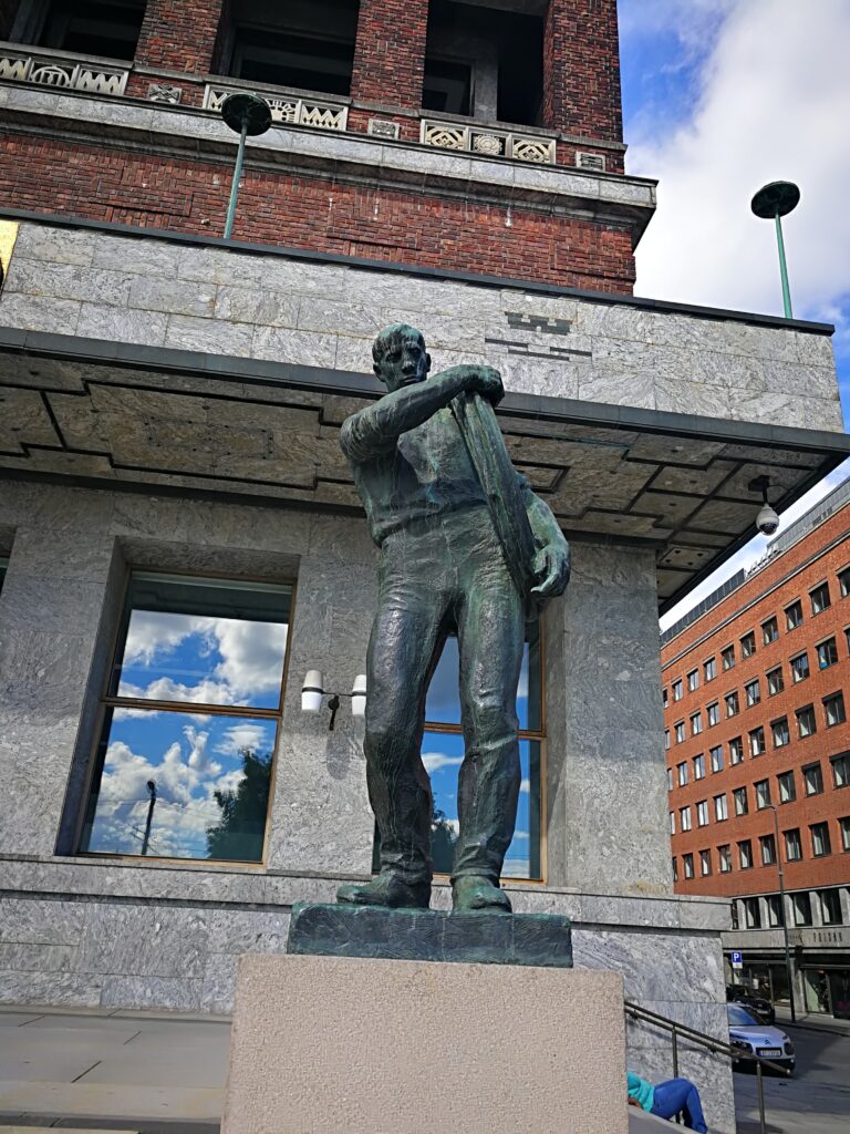 Sculpture artworks in Oslo, Norway