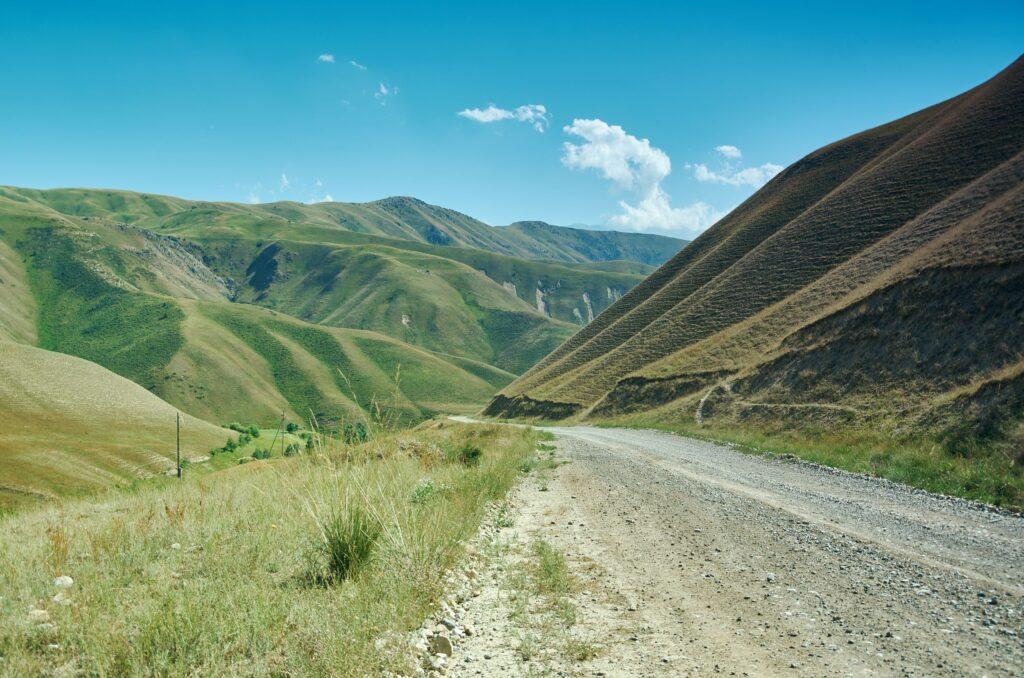 Kyrgyzstan Travel Guide- Tips on Best Places to Visit, Best Foods to Try and best hotels