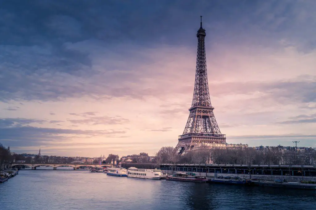 🗼 Paris Beyond the Eiffel Tower: Hidden Gems in the City of Light ✨