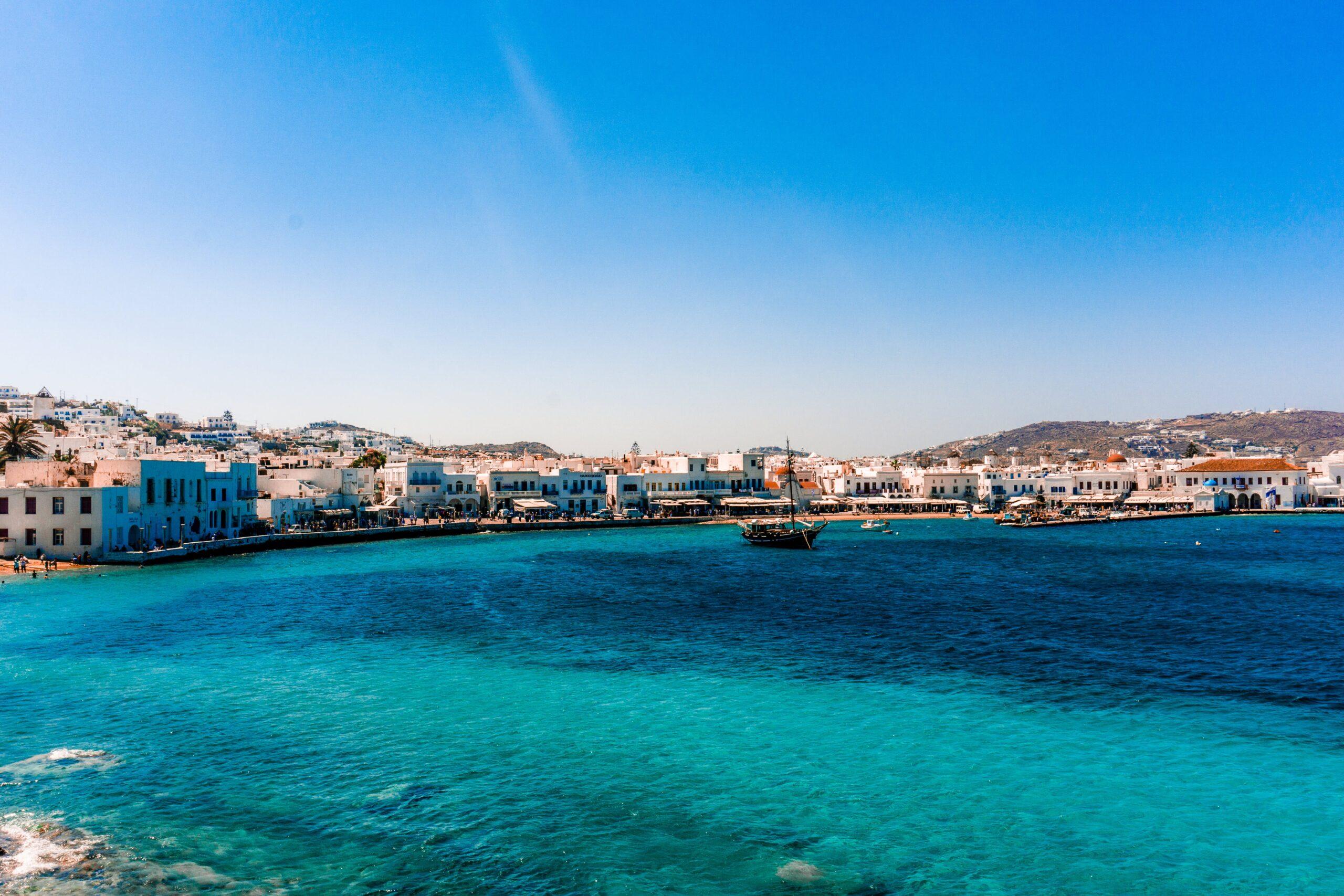 Sailing the Greek Islands: Mykonos and Rhodes ⛵🏝️