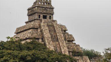 🏛️ Exploring the Ancient Mayan Ruins of Copán, Honduras 🌴