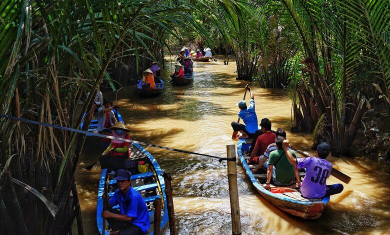 🚢 Cruising the Mekong River: Vietnam and Cambodia 🇻🇳🇰🇭